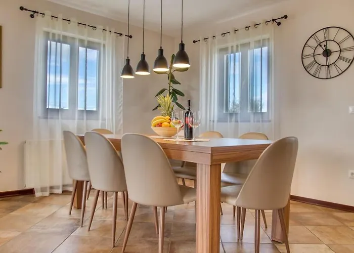 빌라 Karin - Mediterranean Charm With Private Pool And Lush Waterfall Gardens Galižana