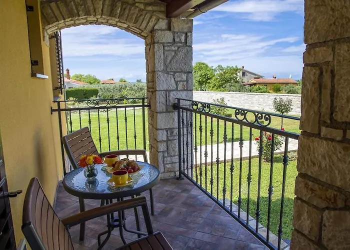 Karin - Mediterranean Charm With Private Pool And Lush Waterfall Gardens * Galizana