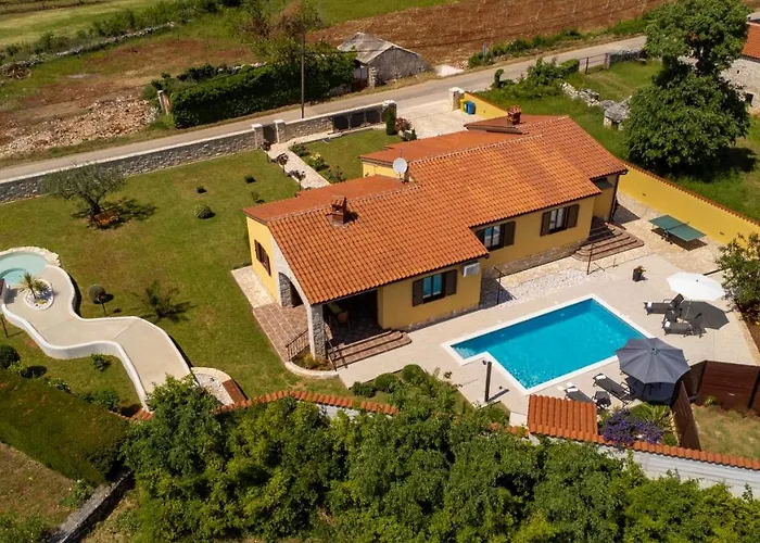 Karin - Mediterranean Charm With Private Pool And Lush Waterfall Gardens * Galizana