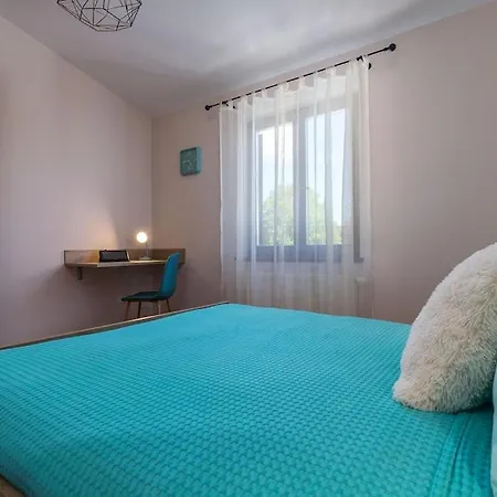 Willa Karin - Mediterranean Charm With Private Pool And Lush Waterfall Gardens *