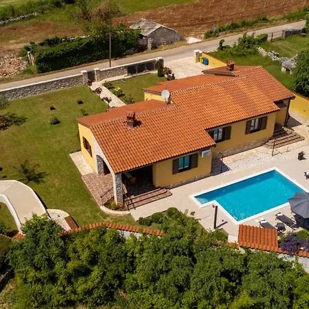 Karin - Mediterranean Charm With Private Pool And Lush Waterfall Gardens * Galižana