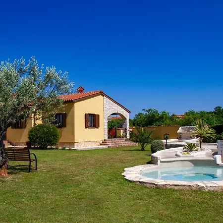 Karin - Mediterranean Charm With Private Pool And Lush Waterfall Gardens * Galižana